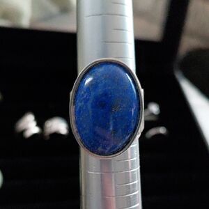 Desert Rose Trading Blue Lapis Lazuli & Sterling Silver Ring Sz 7.5 Fluted Band.